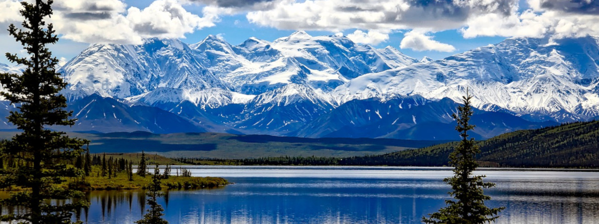 Roundtrip flight Toronto - Anchorage for $403