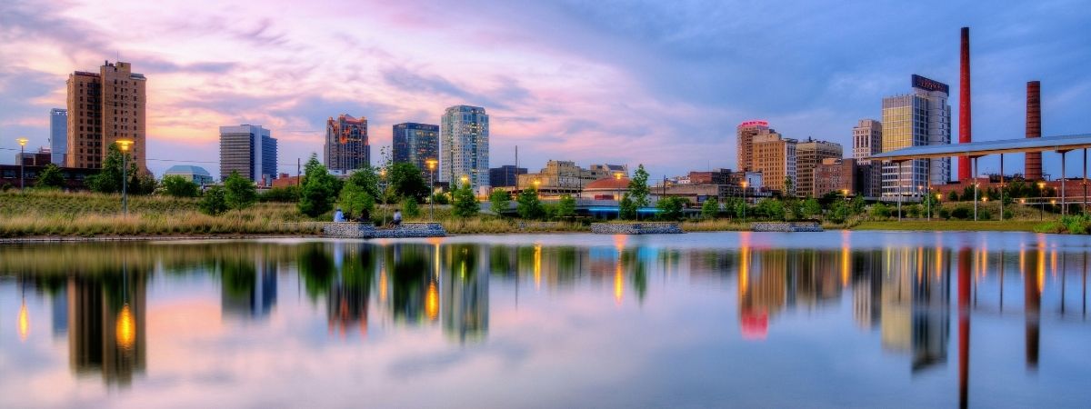 Roundtrip flight San Francisco - Birmingham for $409