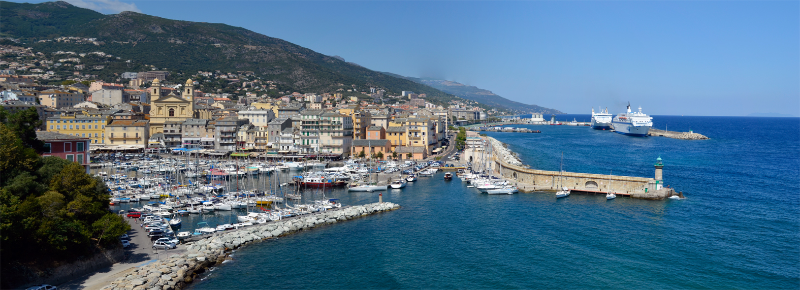 Roundtrip flight Montreal - Bastia for $826