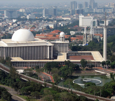 Montreal to Jakarta flights