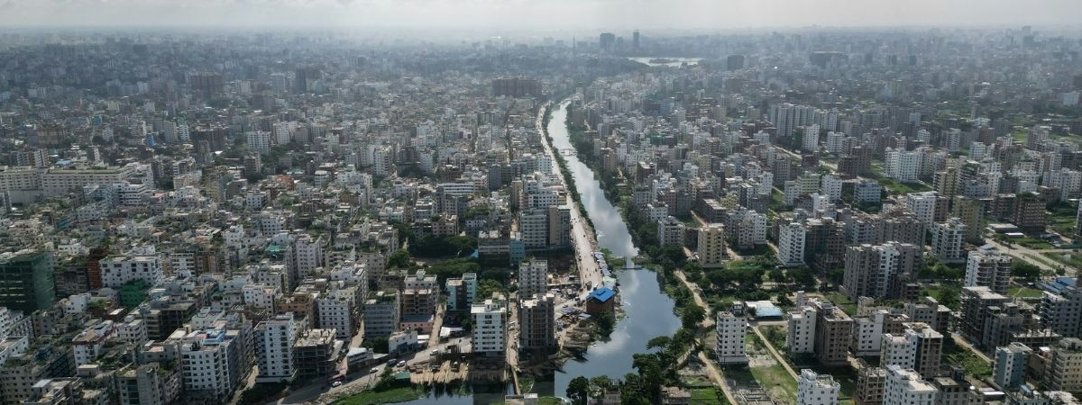 Roundtrip flight Miami - Dhaka for $783