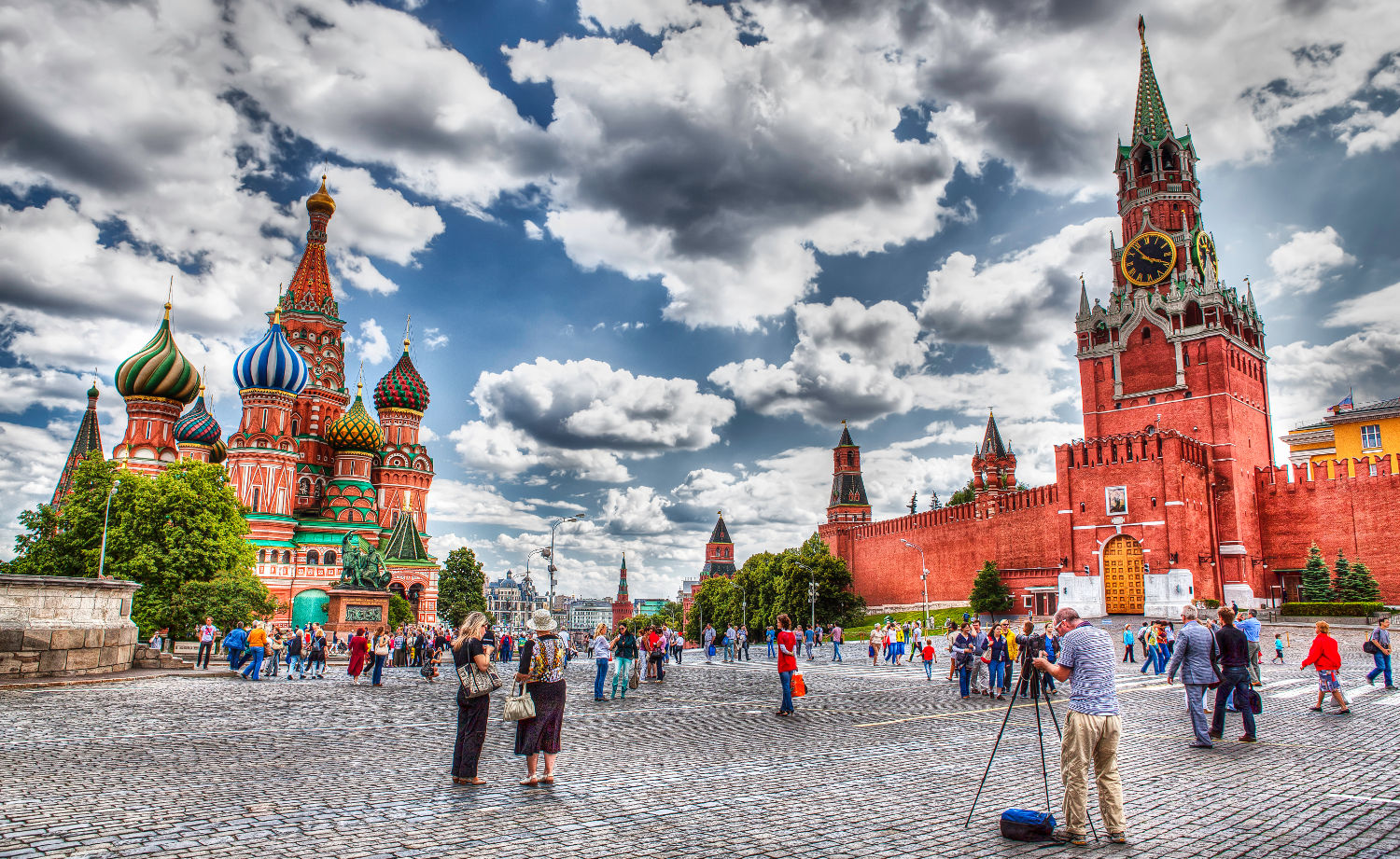 Roundtrip flight Vancouver - Moscow for $870 in JUL-OCT