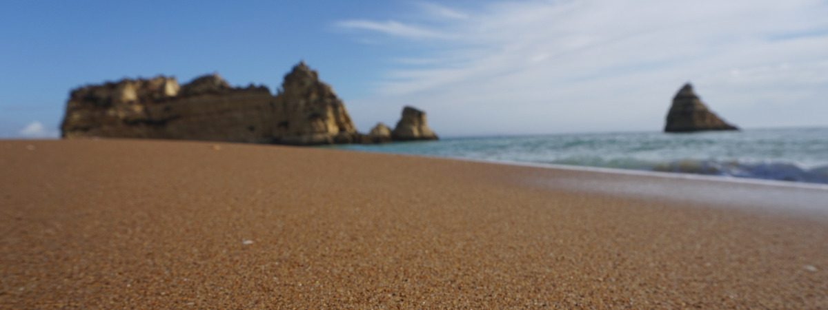 Roundtrip flight Montreal - Faro for $568