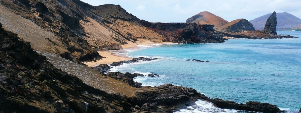 Roundtrip flight Manchester - Galápagos Islands for $458