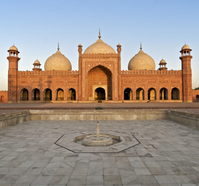 Toronto to Lahore flights