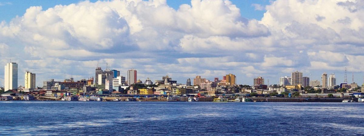 One-way flight in business class Miami - Manaus for 50,000 Aeroplan points one-way