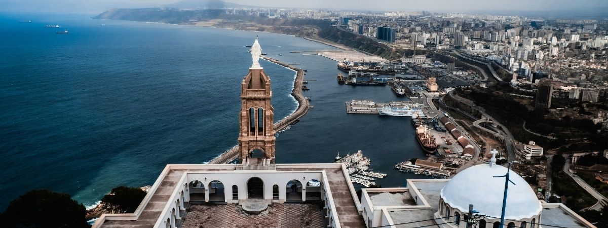 Roundtrip flight Montreal - Oran for $731