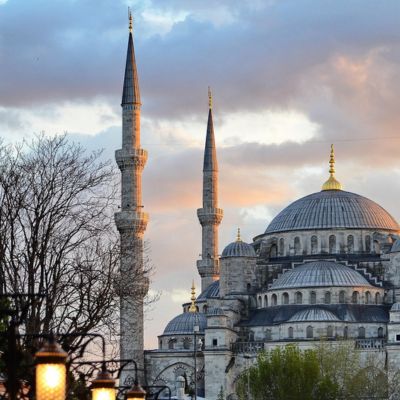 Montreal to Istanbul flights