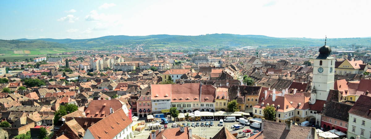 Roundtrip flight Montreal - Sibiu for $829