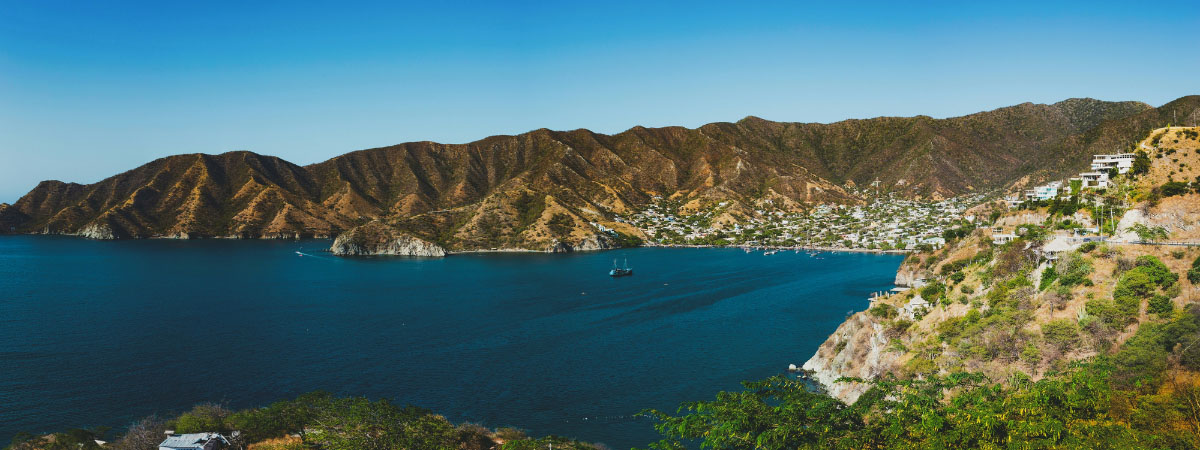 Roundtrip flight Vancouver - Santa Marta for $535