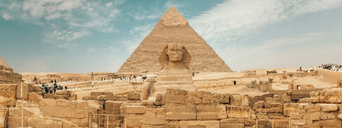 Roundtrip flight Toronto - Cairo for $920
