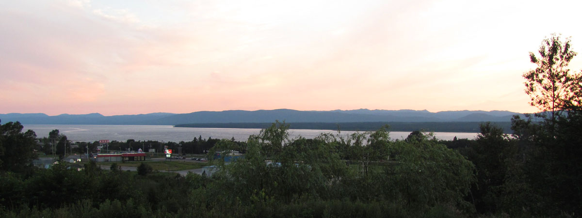 Roundtrip flight Montreal - Deer Lake for $355