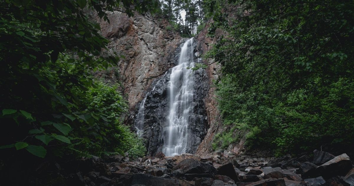 Roundtrip flight Regina - Fredericton for $359