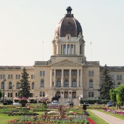 Toronto to Regina flights