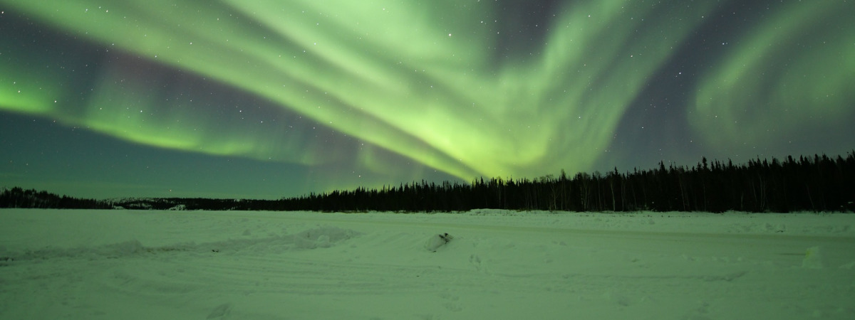 Roundtrip flight Vancouver - Yellowknife for $259