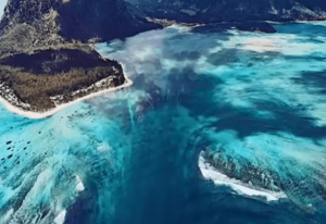 Read more about the article Video: Underwater Waterfalls ? (And Other Photos Of Mauritius)