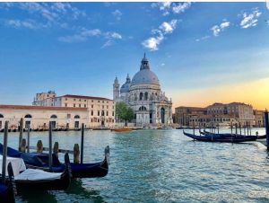 Read more about the article 5 conseils pour un voyage à Venise, une ville de rêve