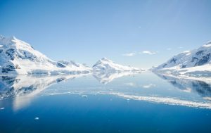 Read more about the article La carte très déroutante qui montre qu’en Antarctique, le nord est dans toutes les directions