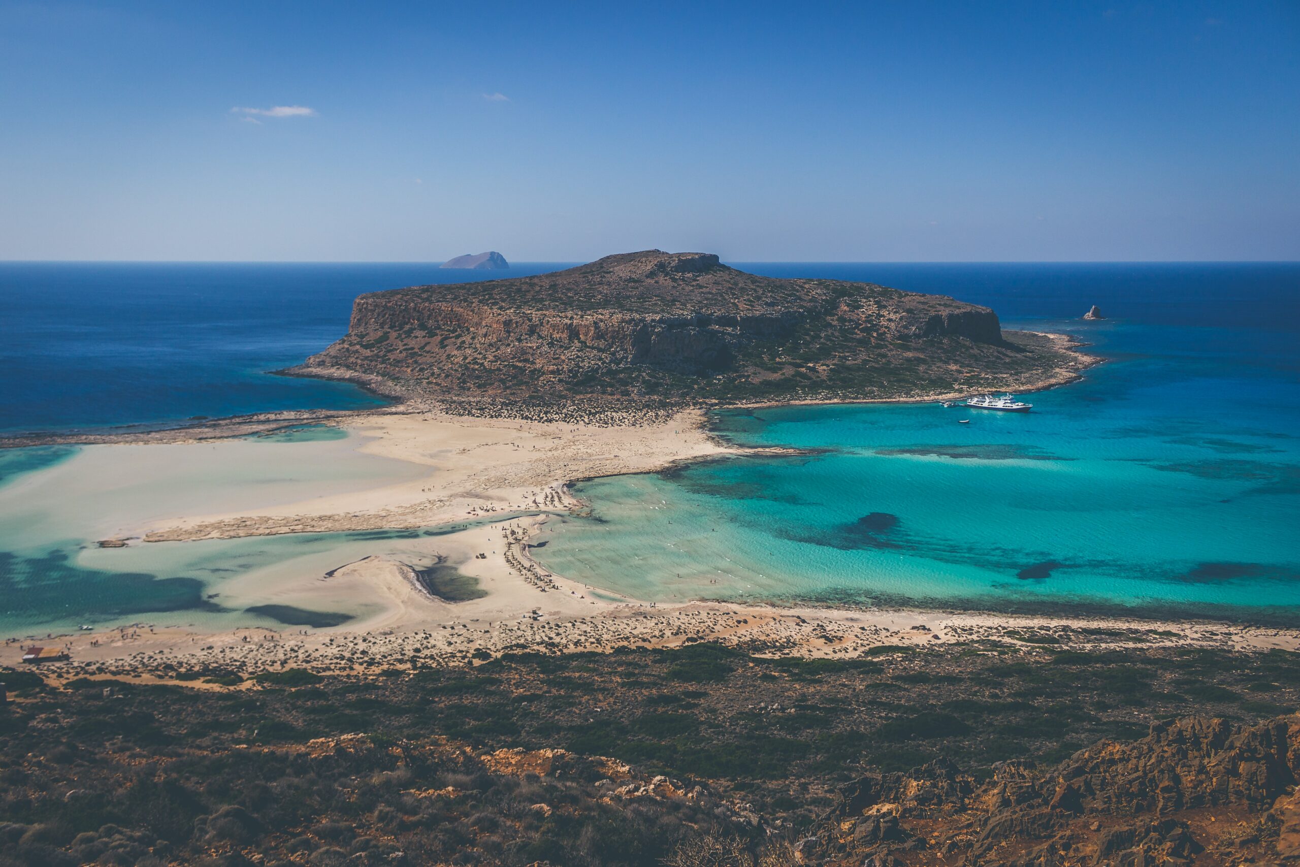 You are currently viewing Mes 10 îles grecques préférées après mon «island-hopping» en bateau