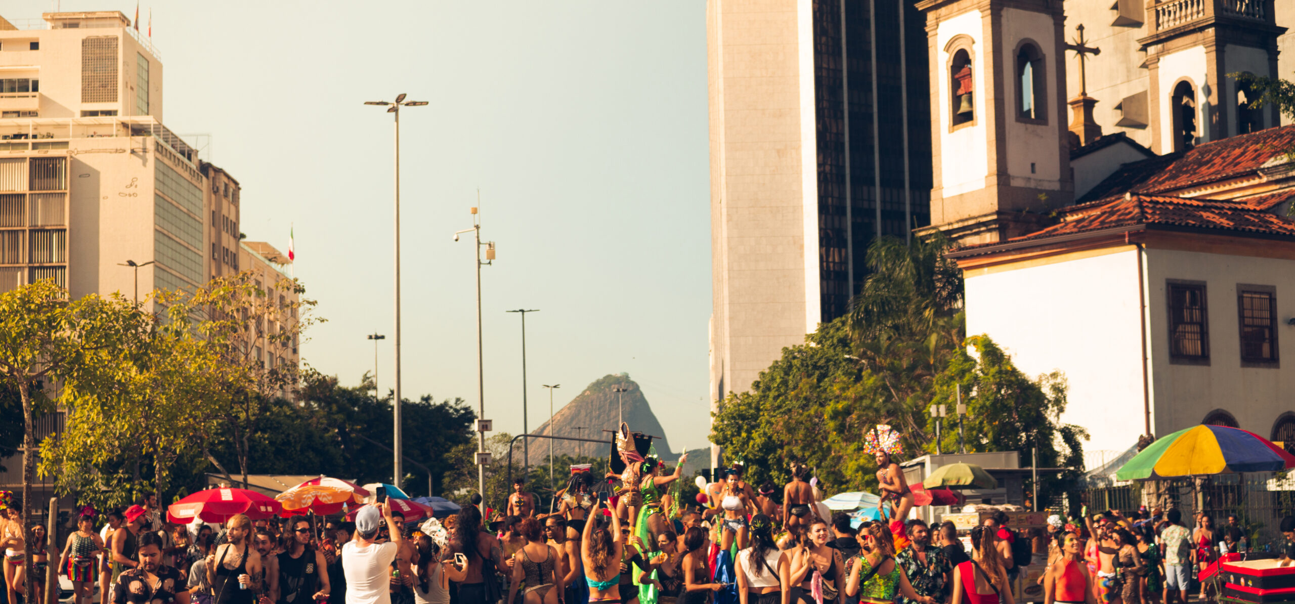 Read more about the article My Carnaval experience in Rio de Janeiro last week (6 parades)