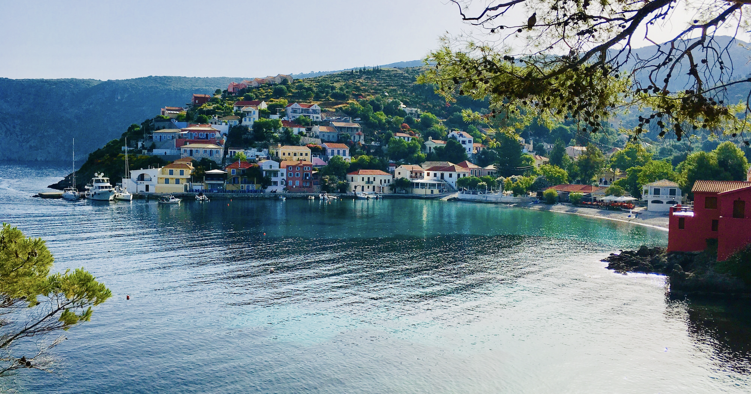You are currently viewing Astuces pour voyager à Céphalonie, en Grèce (une des meilleures îles grecques)