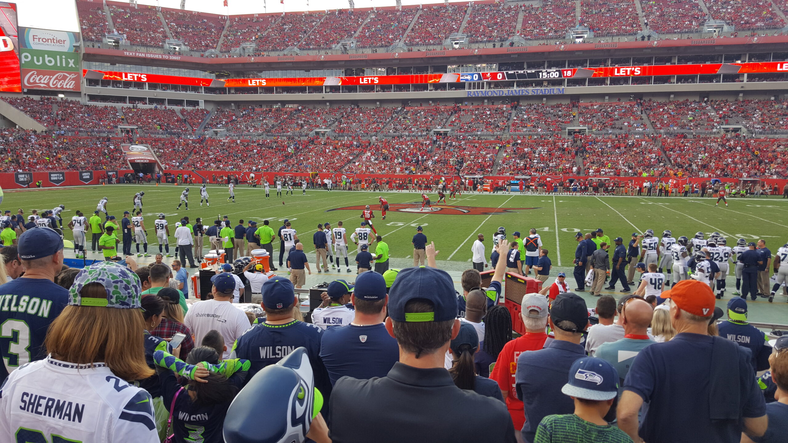 You are currently viewing My experiences attending 5 NFL football games
