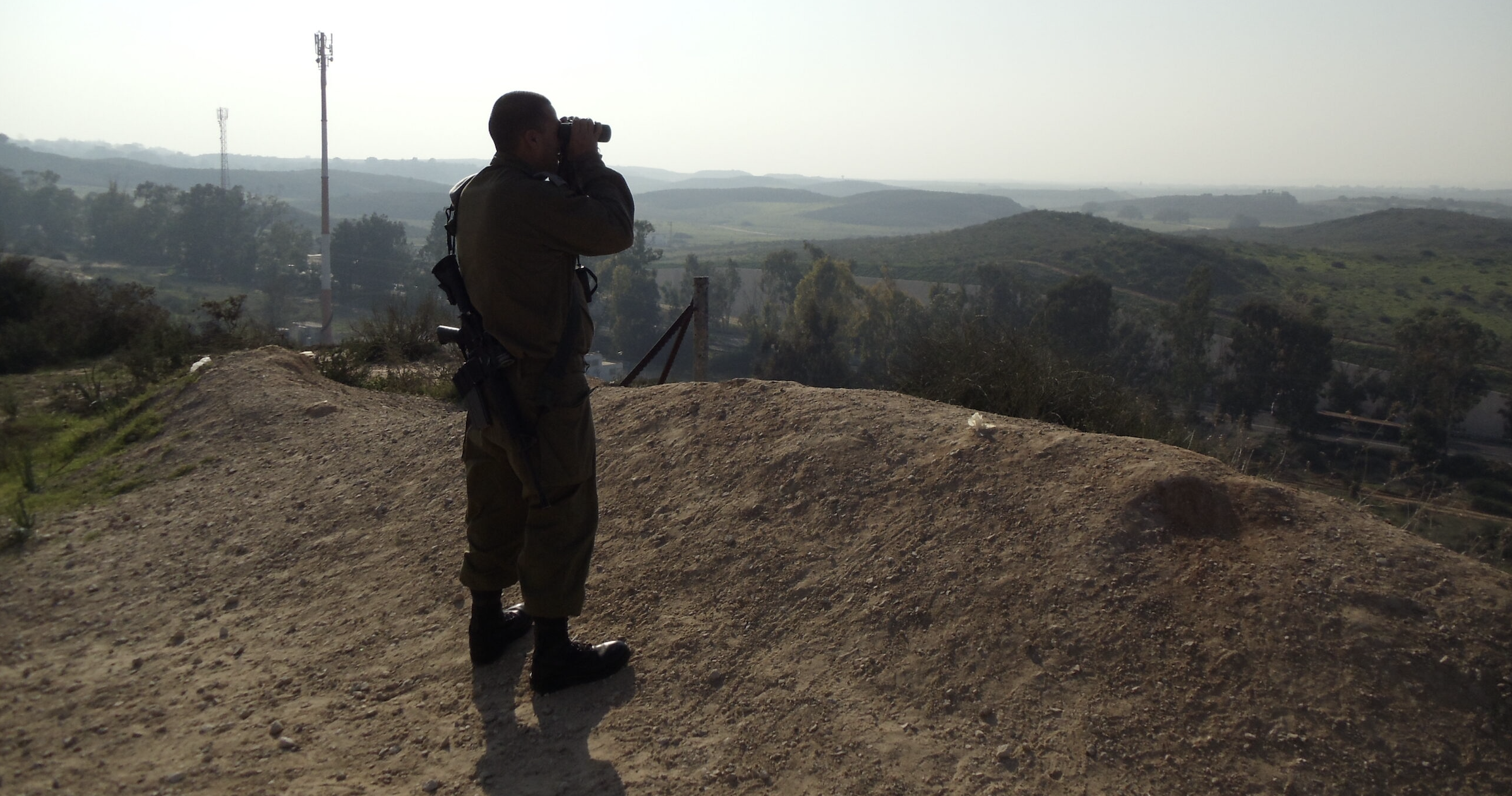 You are currently viewing My experience at the Gaza Strip border during my visit to Israel and Palestine 10 years ago