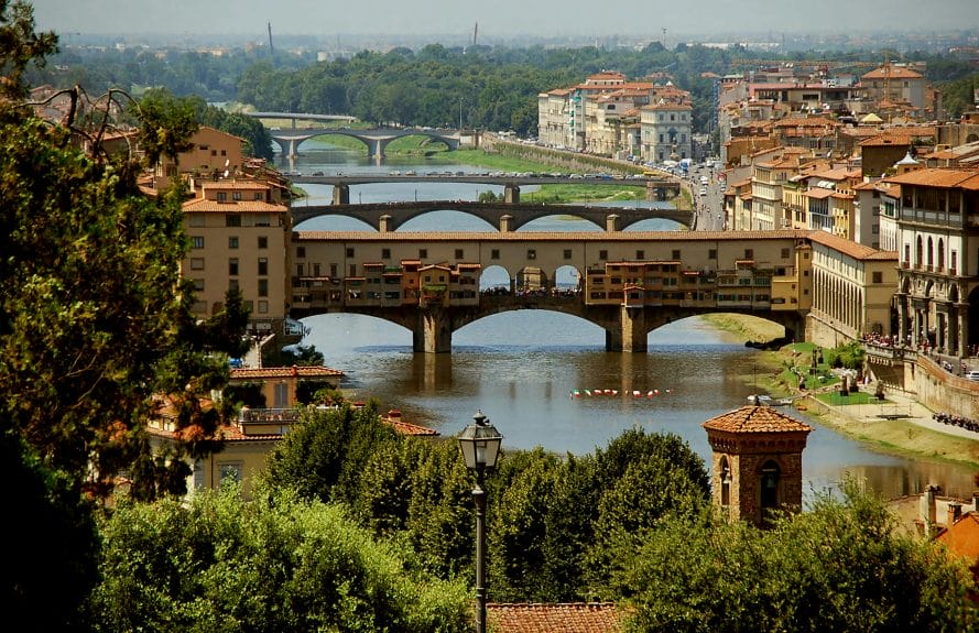 The-bridges-of-Florence