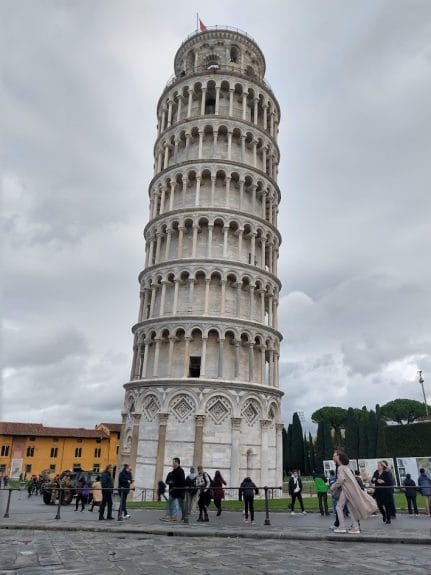 Tour-penchée-de-Pisa 