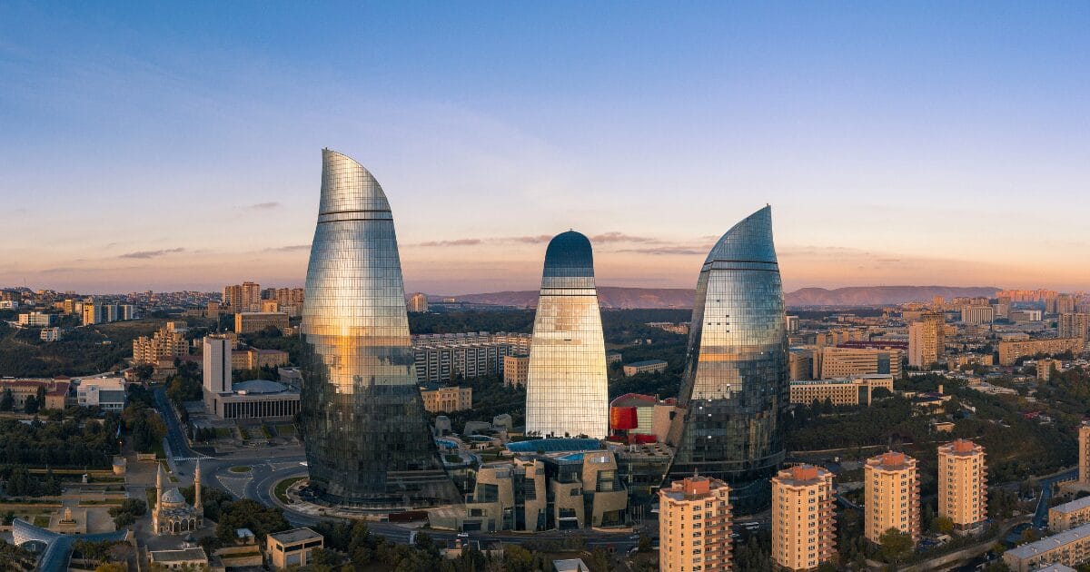 You are currently viewing 11 best destinations in Azerbaijan (the Land of Fire)