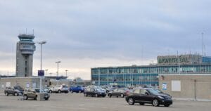 Bomb threats in 6 Canadian airports: 2 reminders of basic things related to the situation