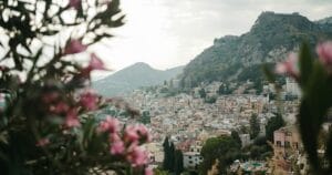 The best card to avoid up to 2.5% added FX fees when travelling