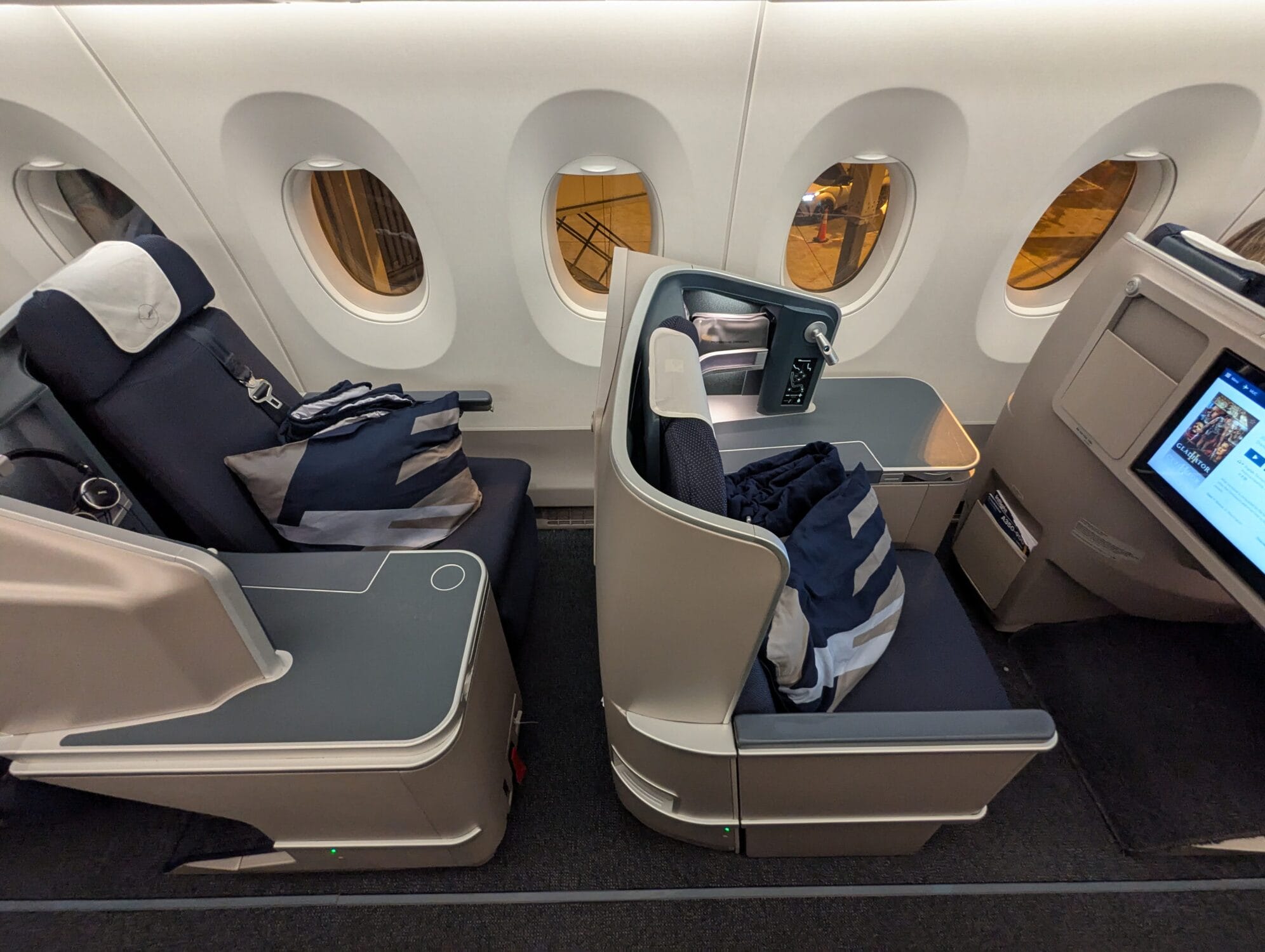 You are currently viewing Changements aux tableaux de récompenses Aéroplan (prix fixes garantis)