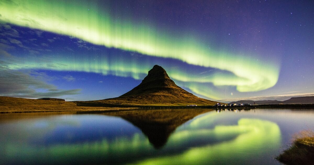 You are currently viewing Icelandair giveaway: The worst photographer will win a free 10-day trip and US$50,000